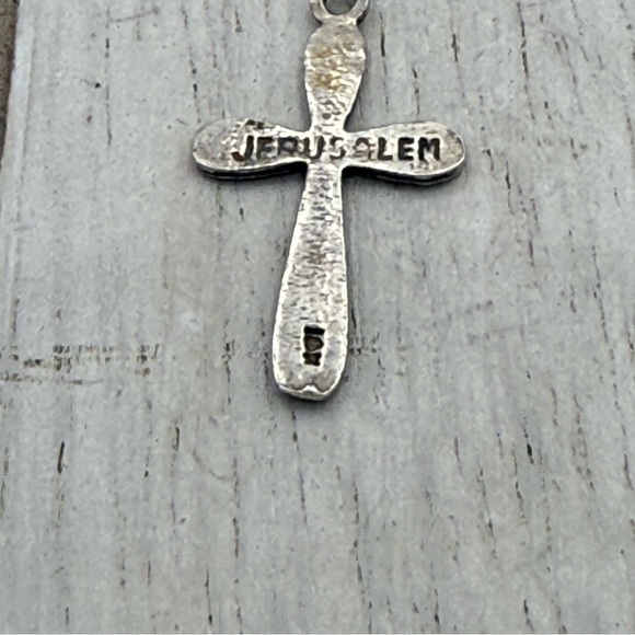 Vintage two tone white and yellow 10k Gold Cross Pendant - Picture 4 of 5